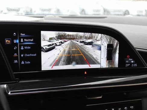 Used 2022 Cadillac Escalade Premium Luxury image 23