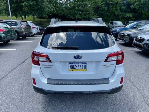 Used 2017 Subaru Outback 2.5i Limited AWD/4WD image 5