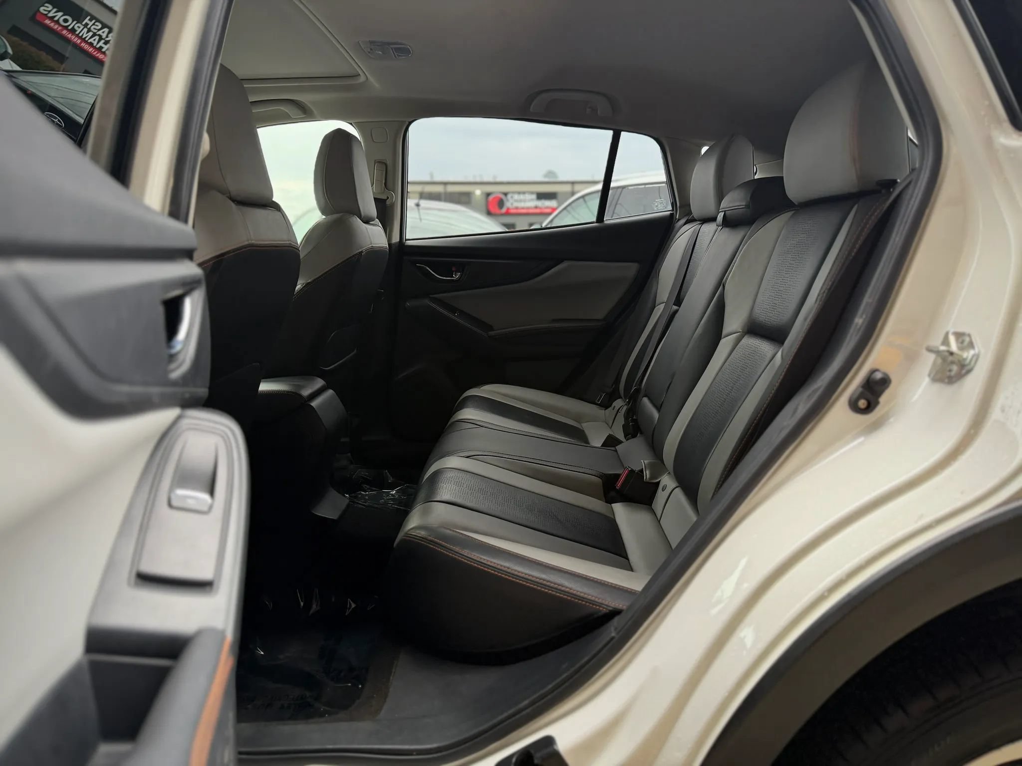 Used 2019 Subaru Crosstrek 2.0i Limited w/ Moonroof Package w/Navigation AWD/4WD image 26