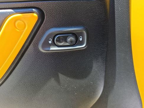 Used 2015 Jeep Wrangler Unlimited Sahara w/ Max Tow Package AWD/4WD image 17