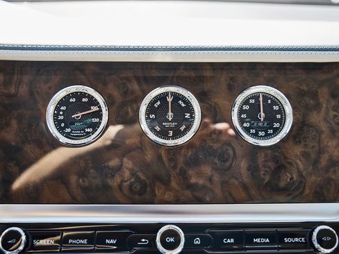 Used 2022 Bentley Flying Spur W12 AWD/4WD image 84