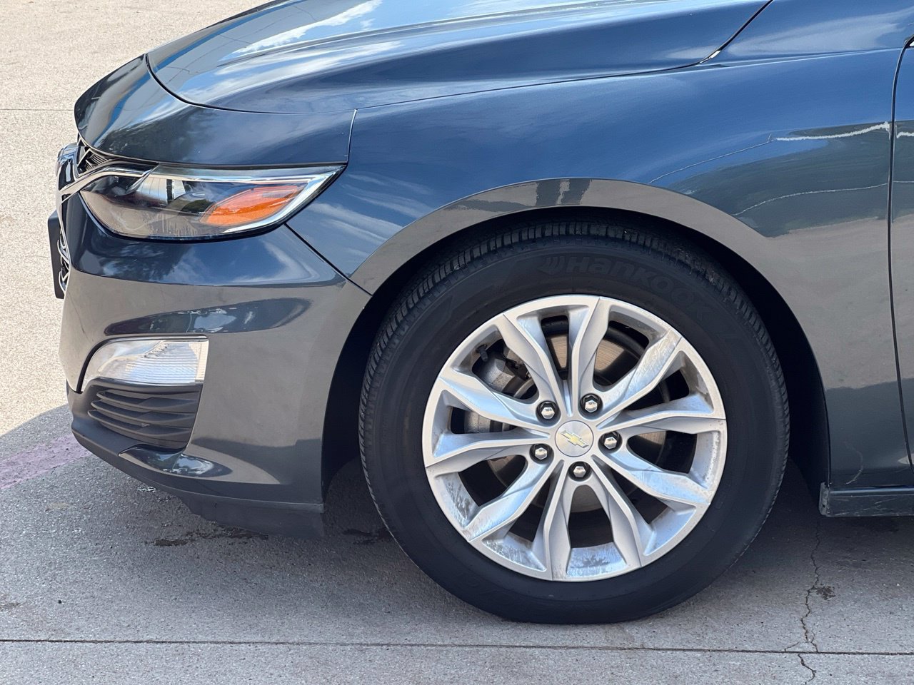 Used 2020 Chevrolet Malibu LT w/ Leather Package FWD image 24