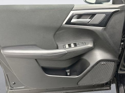 Used 2025 Mitsubishi Outlander ES image 9