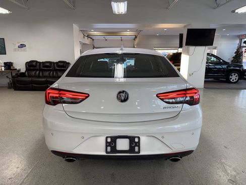 Used 2019 Buick Regal Avenir w/ Driver Confidence Package II image 7