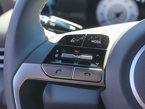 Used 2023 Hyundai Elantra SEL w/ Convenience Package image 31