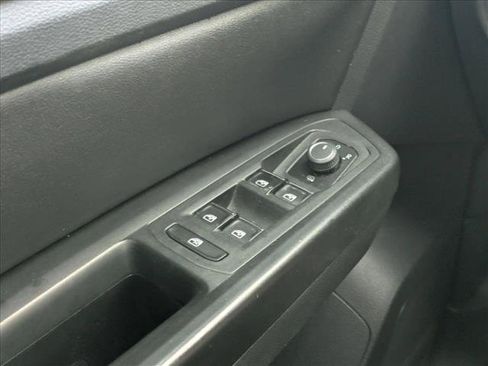 Used 2018 Volkswagen Atlas SE FWD image 15