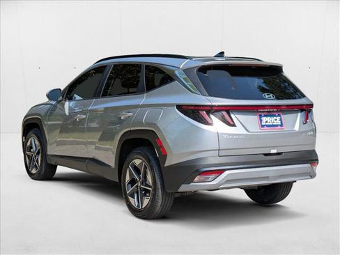 New 2025 Hyundai Tucson SEL image 9