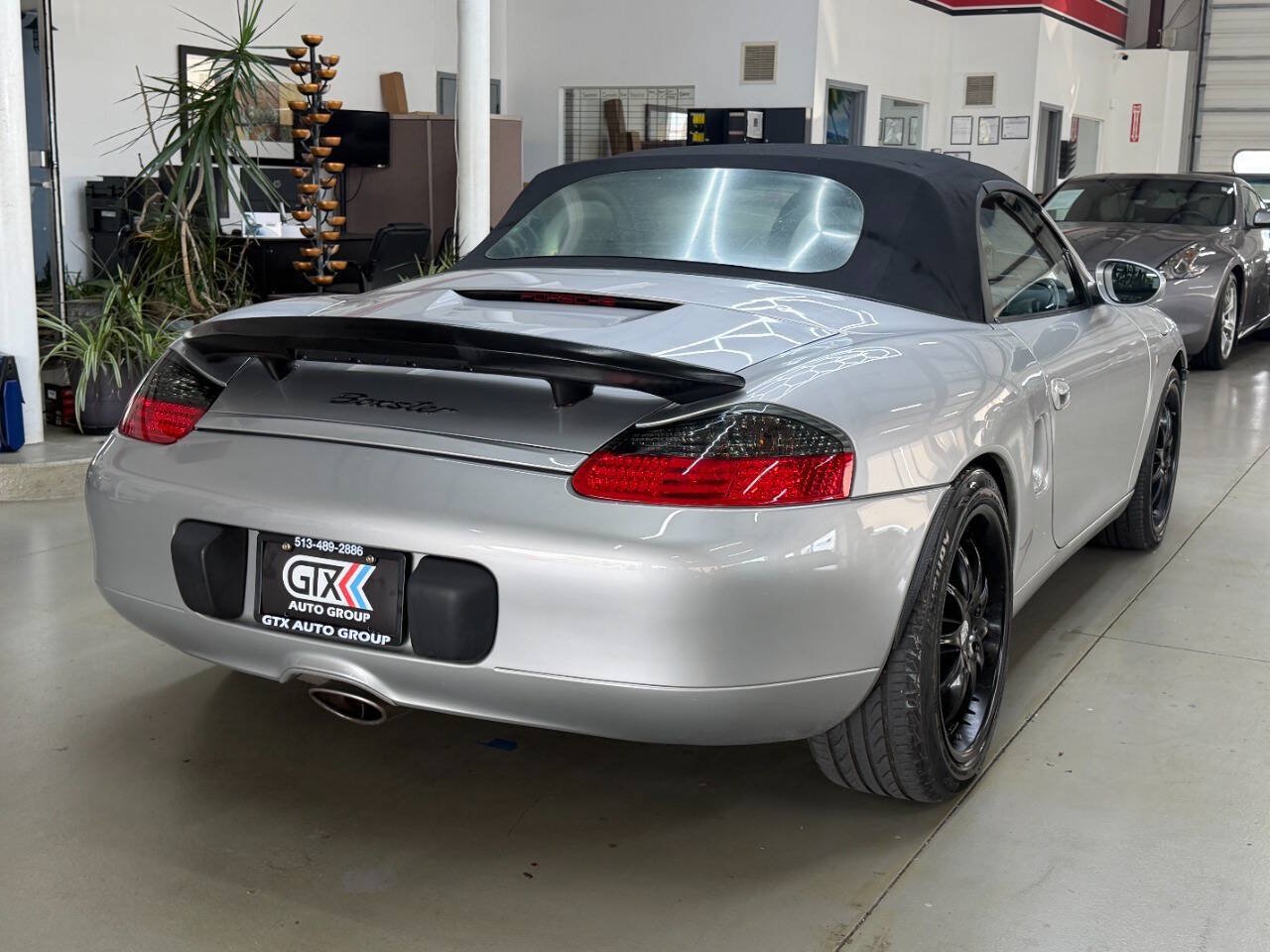 Used 1999 Porsche Boxster RWD image 2