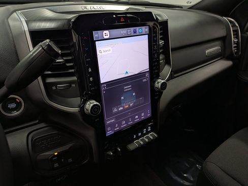 Used 2025 RAM 2500 Big Horn image 10