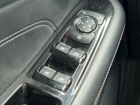 Used 2020 Ford Edge Titanium AWD/4WD image 36