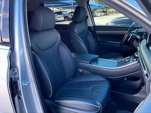 Used 2024 Hyundai Palisade SEL image 9