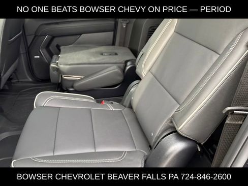 New 2026 Chevrolet Suburban Premier AWD/4WD image 6