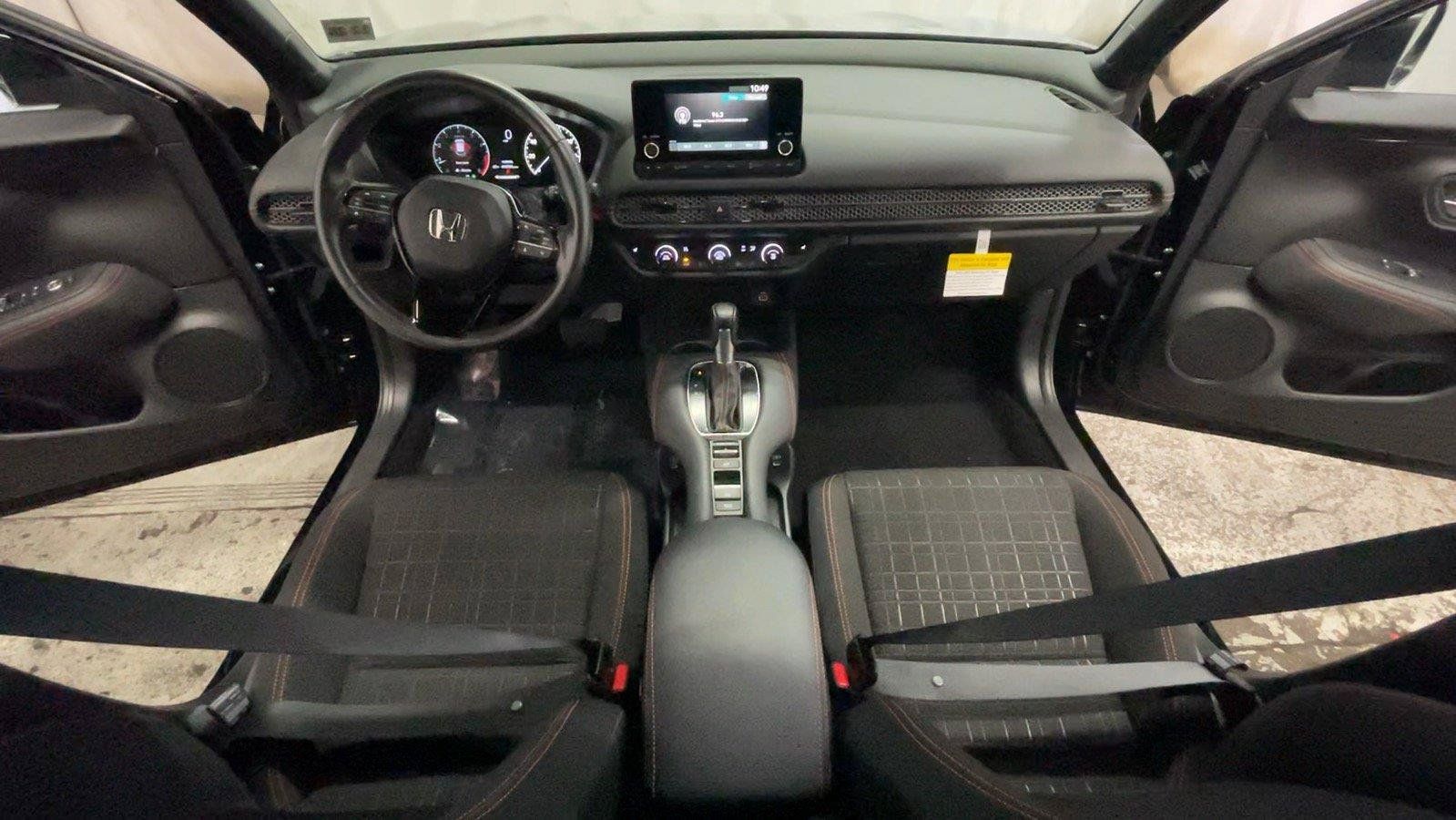 Certified 2024 Honda HR-V Sport image 28