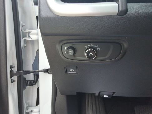 Used 2021 GMC Terrain SLE w/ Elevation Edition FWD image 20