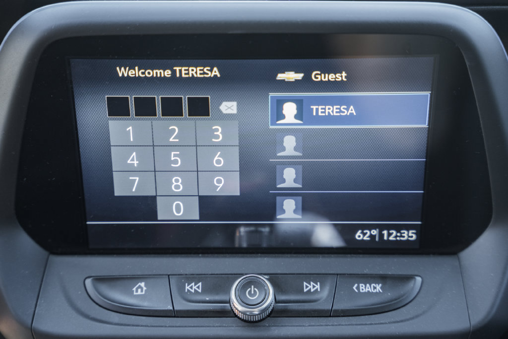 Used 2022 Chevrolet Camaro SS RWD image 23