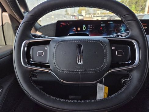 New 2026 Lincoln Navigator Reserve w/ Jet Appearance Package image 20