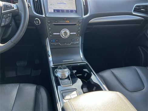 Used 2019 Ford Edge Titanium w/ Equipment Group 301A image 18