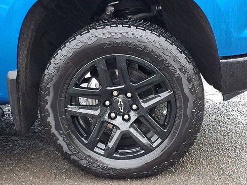 Used 2022 Chevrolet Silverado 1500 Custom Trail Boss w/ LPO, Dark Essentials Package image 33