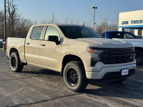 New 2026 Chevrolet Silverado 1500 Custom AWD/4WD image 2
