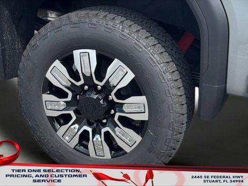 New 2025 GMC Sierra 2500 Denali w/ Denali Reserve Package image 18