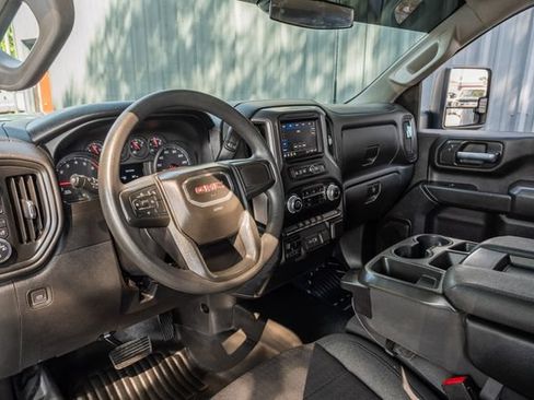 Used 2024 GMC Sierra 2500 Pro w/ Convenience Package AWD/4WD image 23