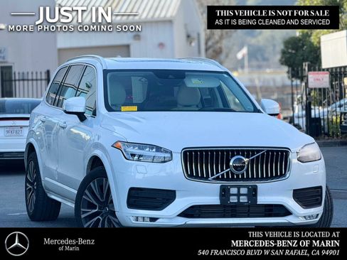 Used 2020 Volvo XC90 T6 Momentum w/ Protection Package Premier image 1