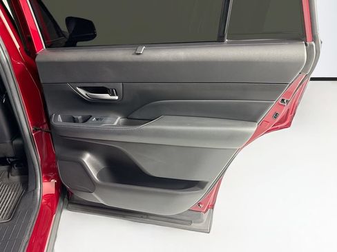 Used 2024 Toyota Grand Highlander FWD image 27