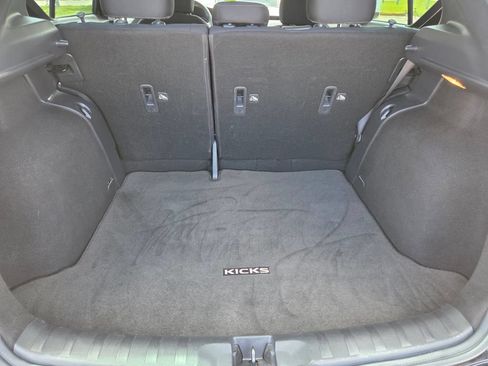 Used 2023 Nissan Kicks SV FWD image 24