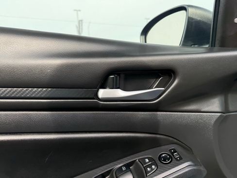 Used 2024 Nissan Altima 2.5 SV image 12