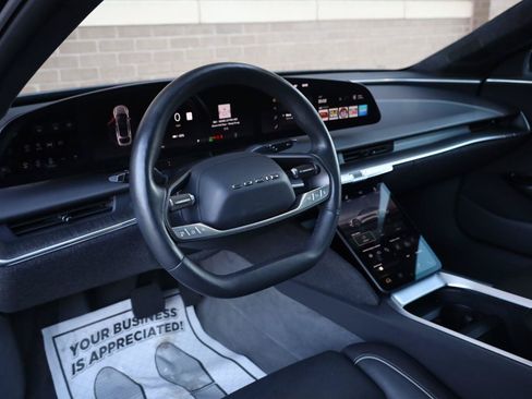 Used 2025 Lucid Air Touring AWD/4WD image 13