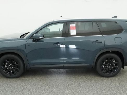New 2026 Toyota Grand Highlander Limited FWD image 25