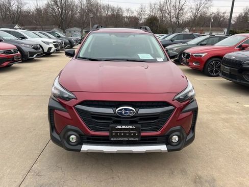 Used 2025 Subaru Outback Limited image 2