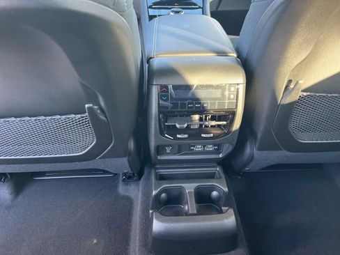 New 2026 Jeep Grand Cherokee L Laredo AWD/4WD image 16