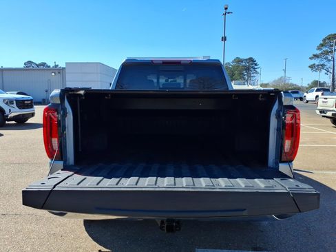 Used 2023 GMC Sierra 1500 SLT w/ SLT Premium Plus Package image 7