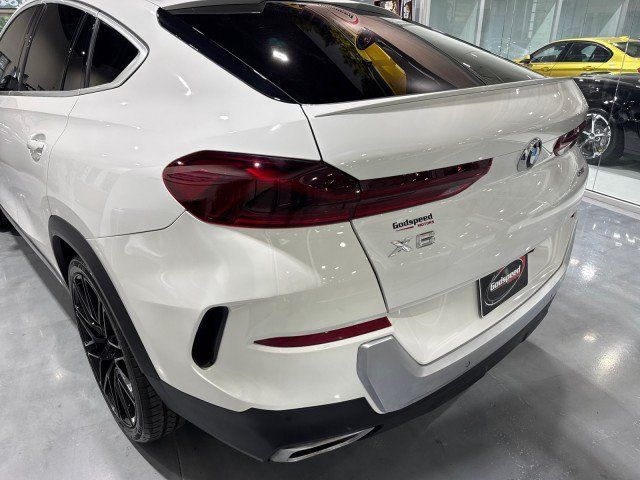 Used 2021 BMW X6 sDrive40i RWD image 34