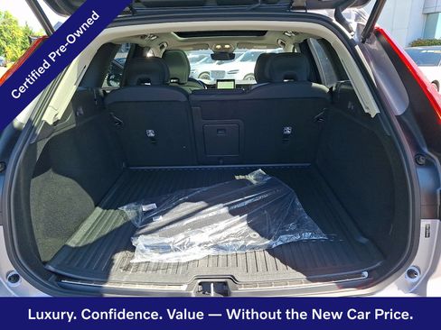 Certified 2026 Volvo XC60 B5 Plus w/ Protection Package Premier AWD/4WD image 29