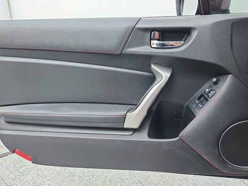 Used 2014 Scion FR-S image 15