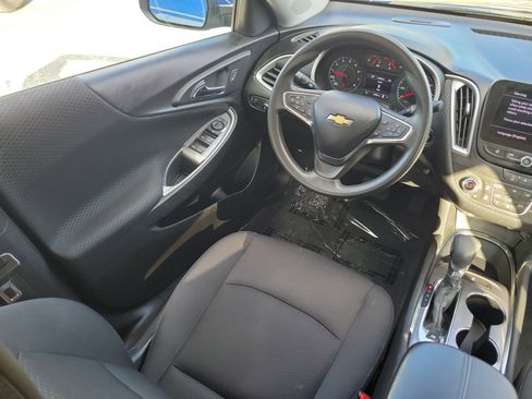 Used 2023 Chevrolet Malibu LT image 12