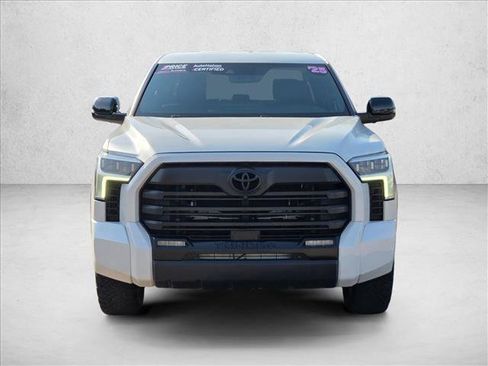 Used 2025 Toyota Tundra Limited AWD/4WD image 2