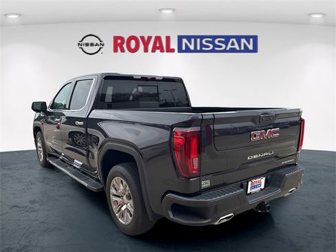 Used 2022 GMC Sierra 1500 Denali image 5