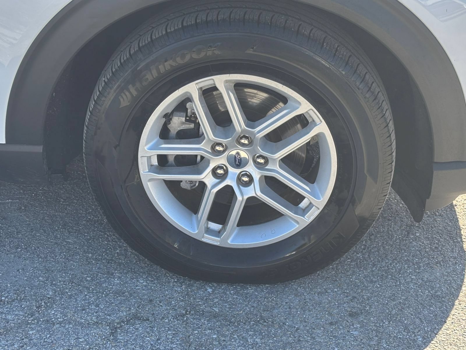 Used 2026 Ford Explorer Active RWD image 25