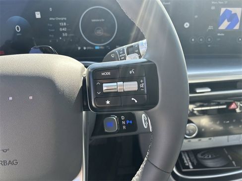 New 2026 Hyundai Ioniq 9 Limited image 28