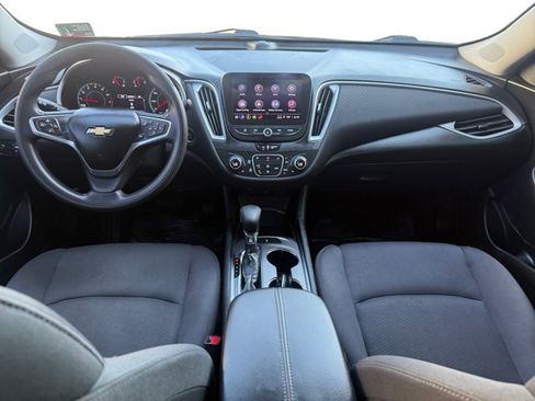 Used 2022 Chevrolet Malibu LT FWD image 13