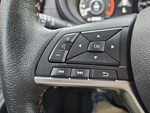 Used 2024 Nissan Kicks SR image 12