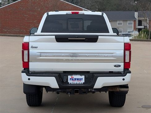 Used 2021 Ford F250 Platinum w/ FX4 Off-Road Package image 5