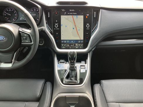 Used 2025 Subaru Outback Touring XT w/ Popular Package #2 image 17