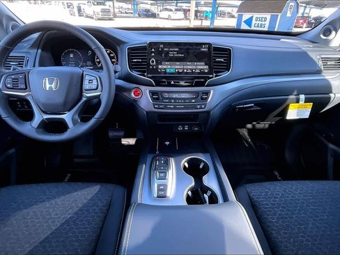 New 2026 Honda Ridgeline Sport image 5