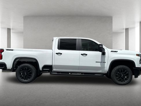 New 2026 Chevrolet Silverado 2500 LT w/ Trail Boss Package AWD/4WD image 3