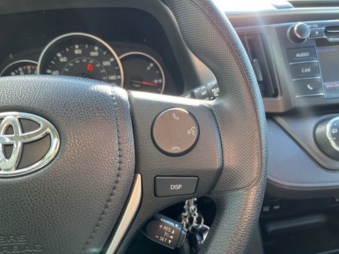 Used 2016 Toyota RAV4 LE image 19