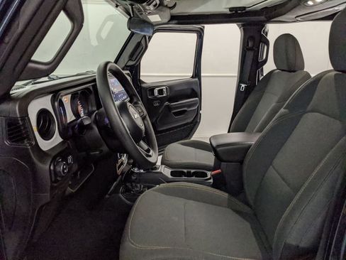 Used 2025 Jeep Gladiator Sport AWD/4WD image 47